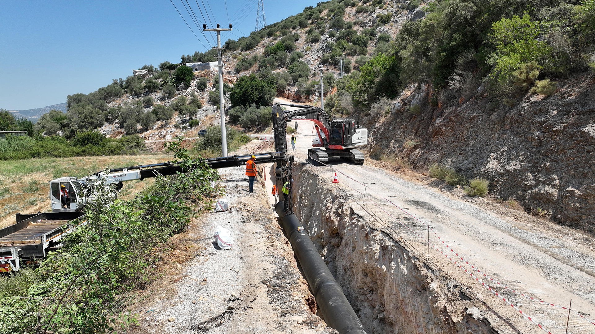 Buyuksehirbelediyesihizmetlerinisurduruyor-2