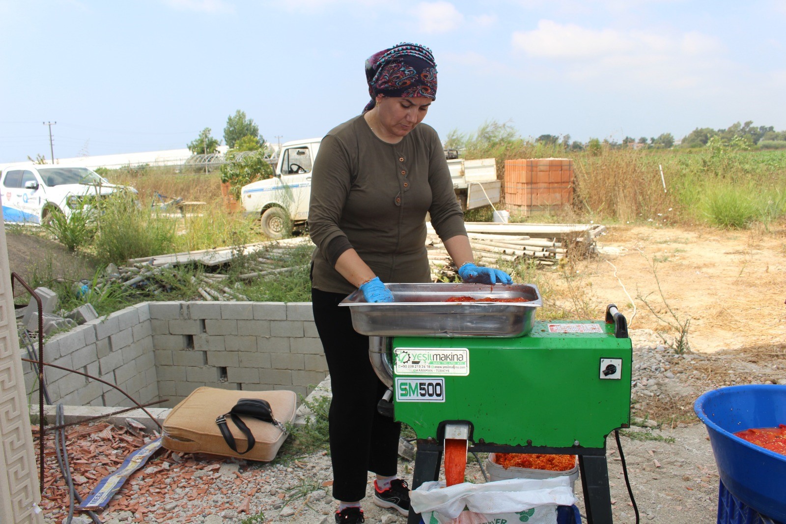 Buyuksehirbelediyesiureticininyanindamakinehibeedildi