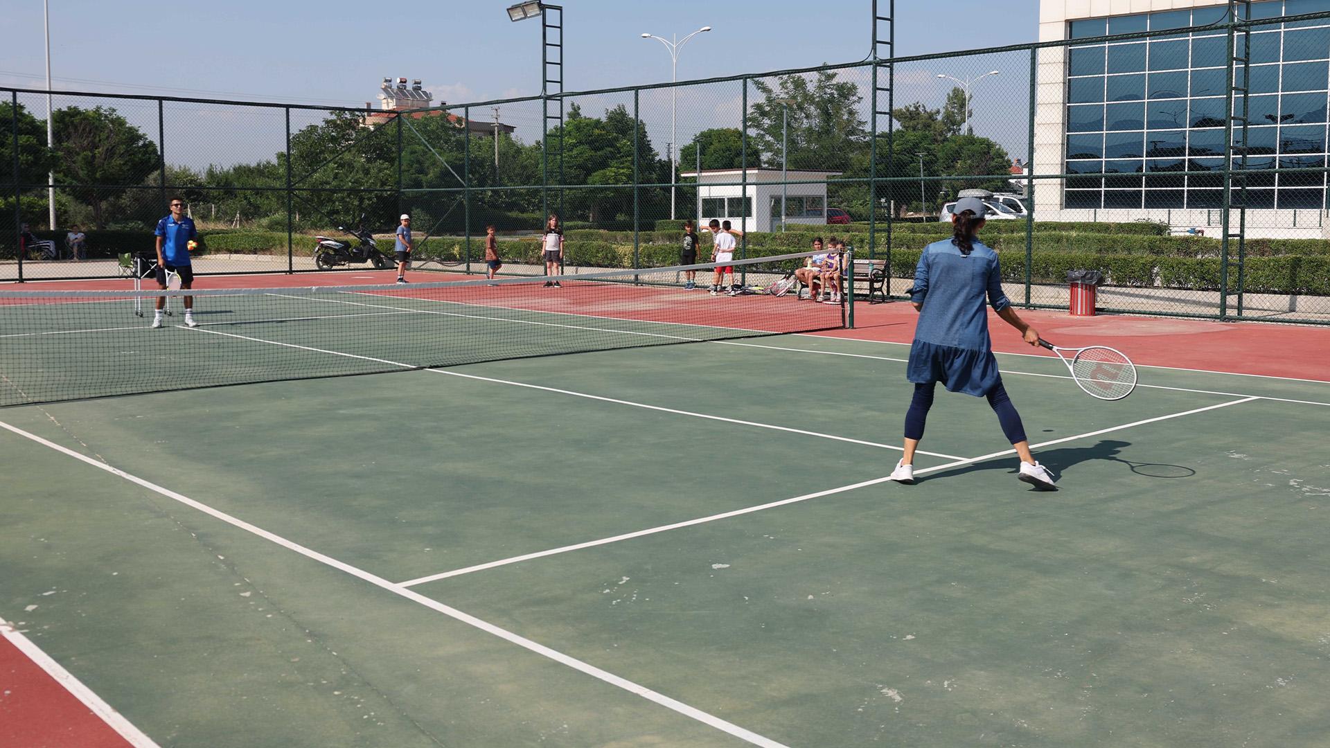 Buyuksehirdengonulleredokunanhizmet