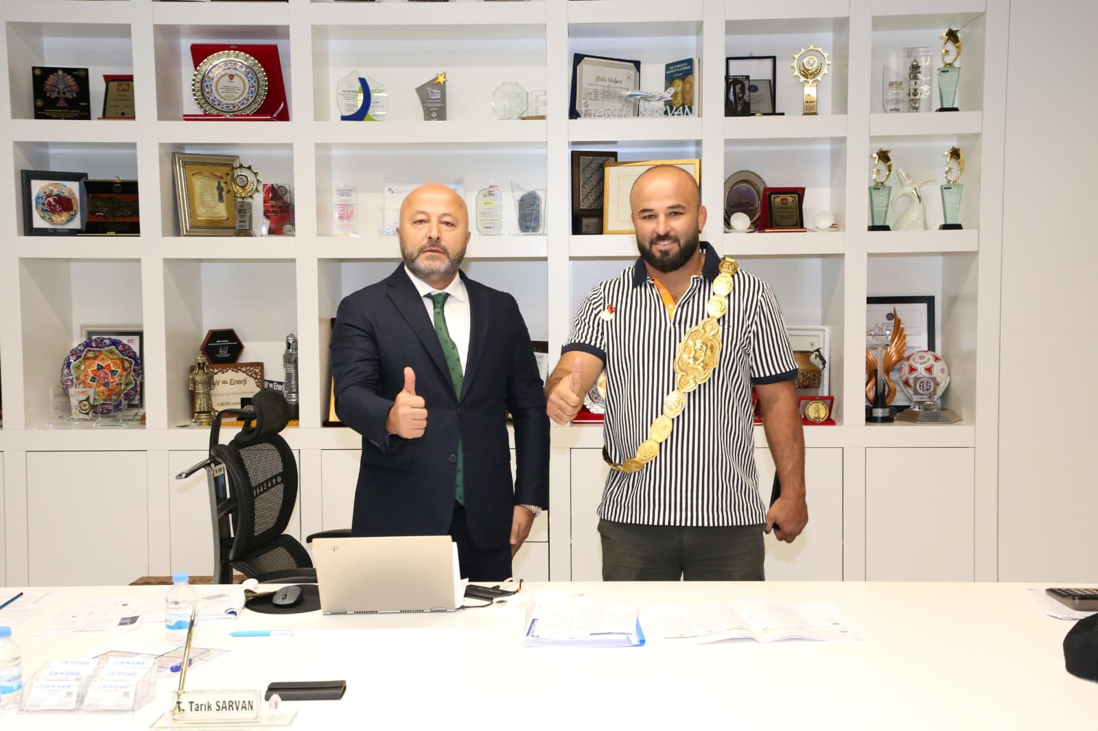 Cwenerjibaspehlivaniagirladi