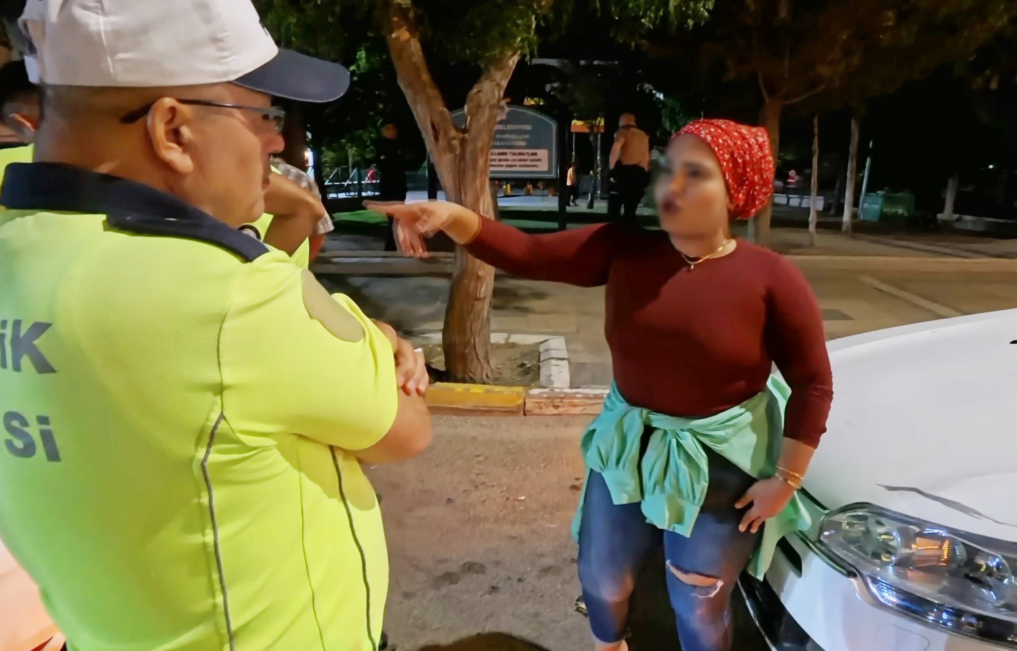 Ehliyetineelkonuldupolisekacakkullanacagizdedi