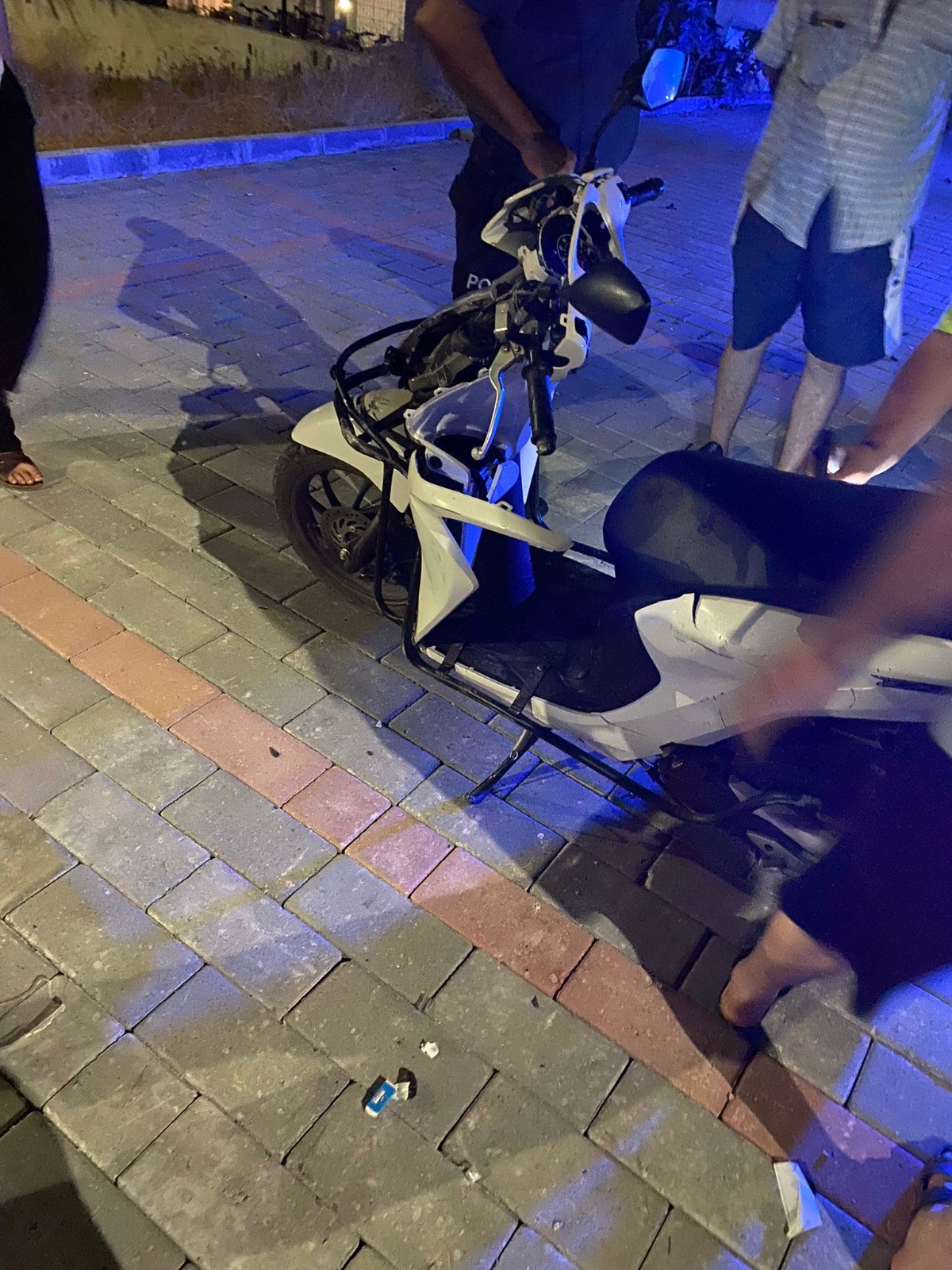 Gazipasadaotomobillemotosikletcarpisti