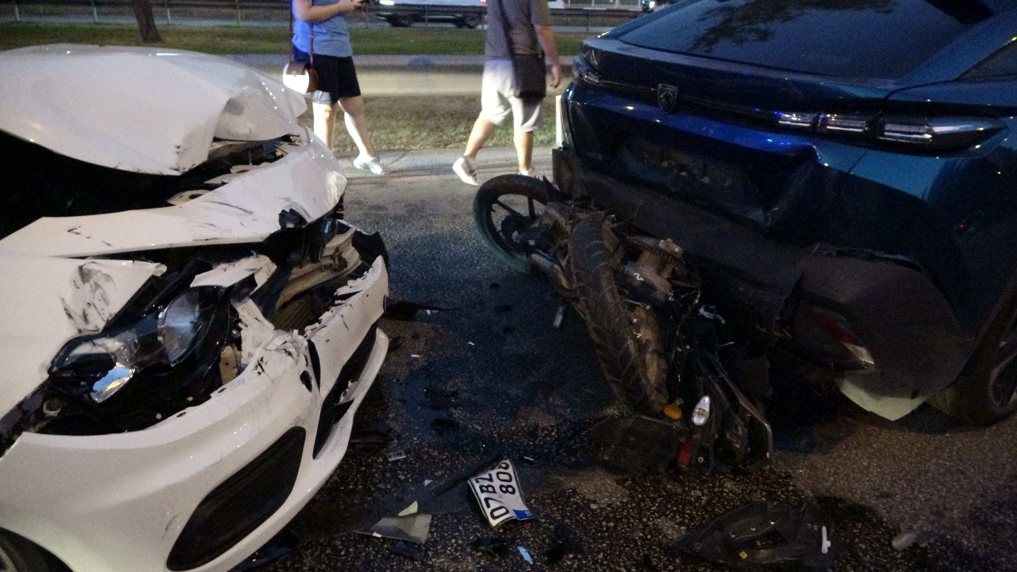 Kazayasandigenckizyaralandi