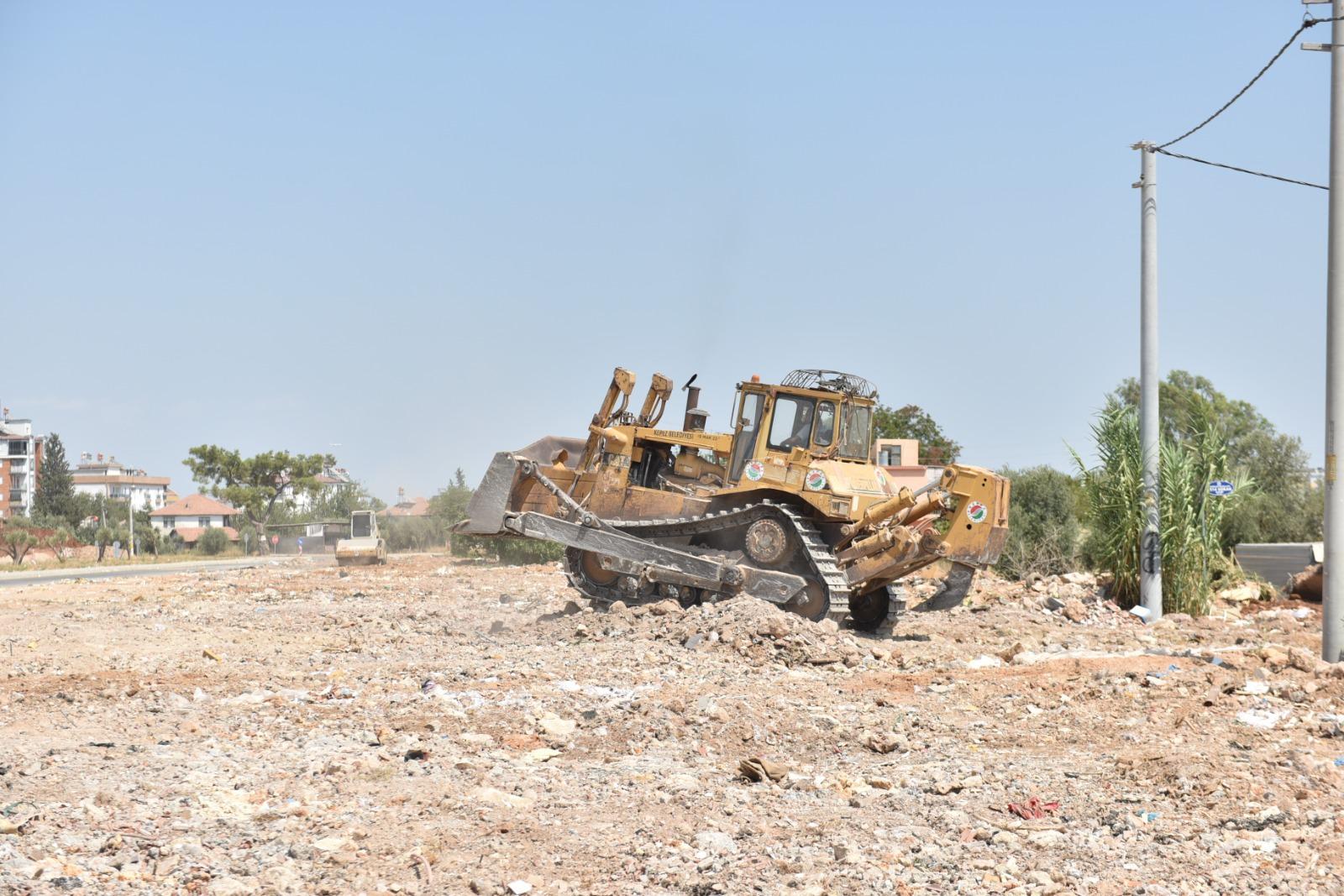 Kepezdenkerkukcaddesindeyolcalismasi