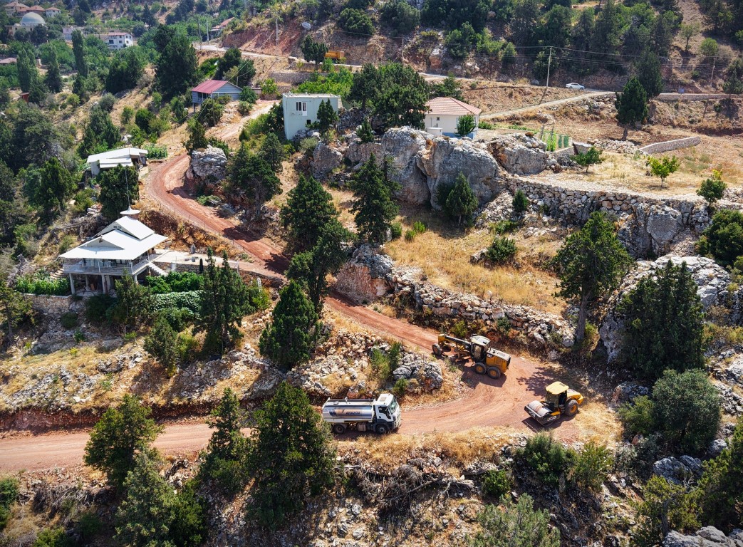 Konyaaltiilcedecalismalarinisurduruyor