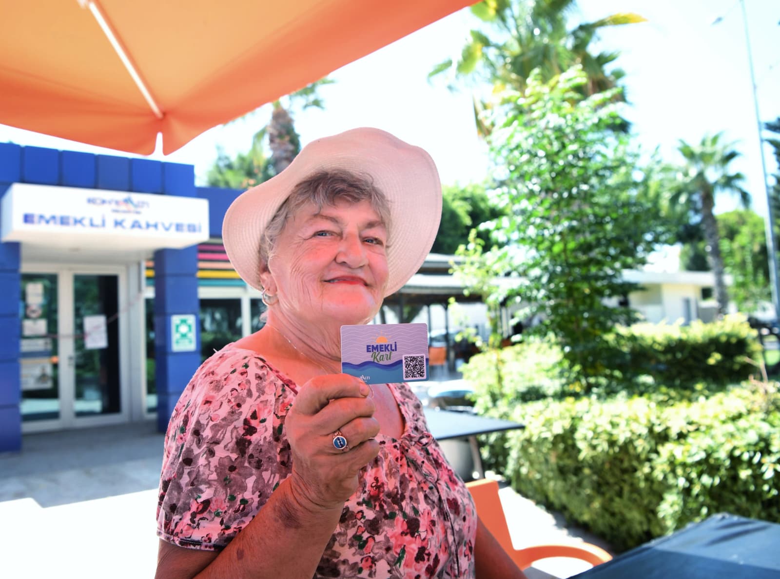 Konyaaltindanemeklileremujdekartlardagitilmayabasladi