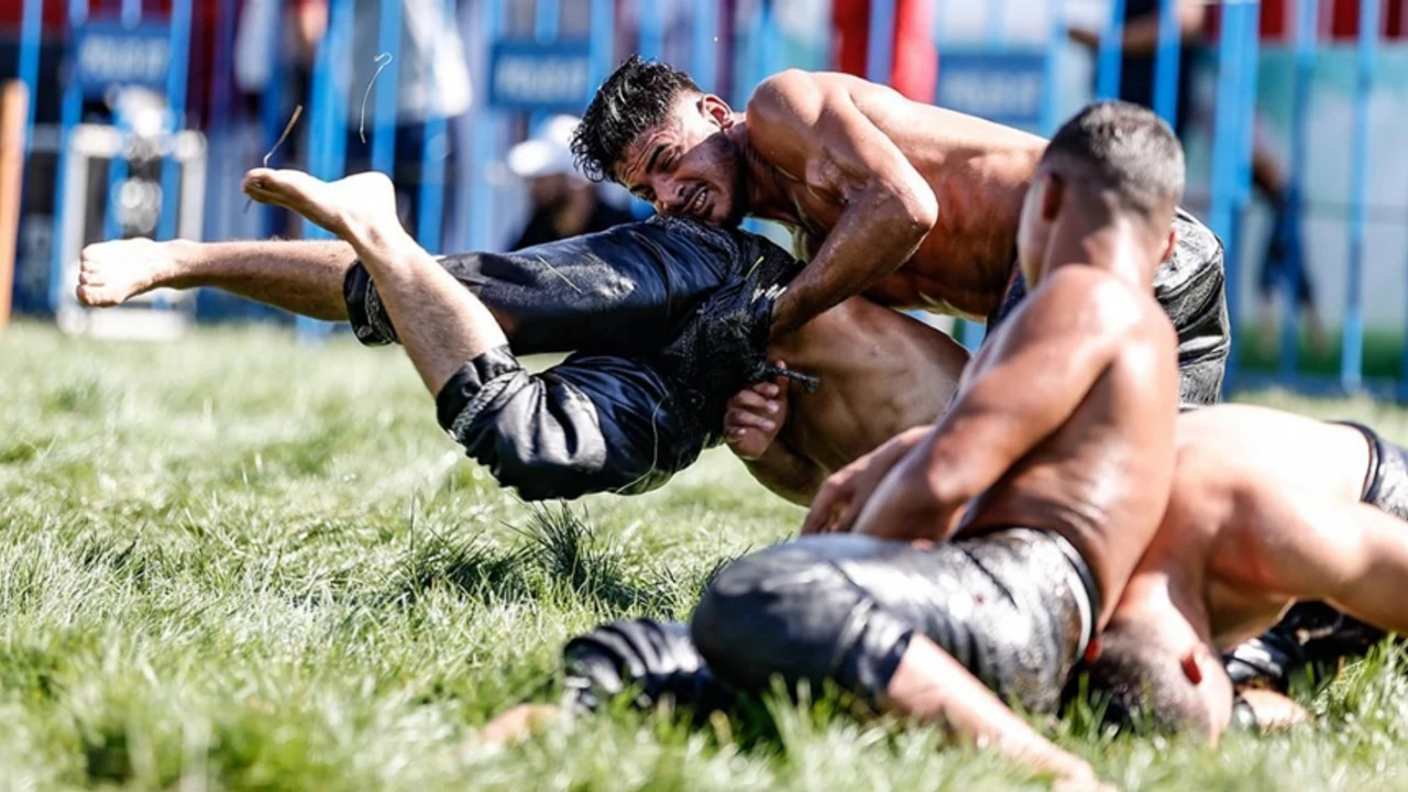 Korkuteliyaglıgurespehlivan