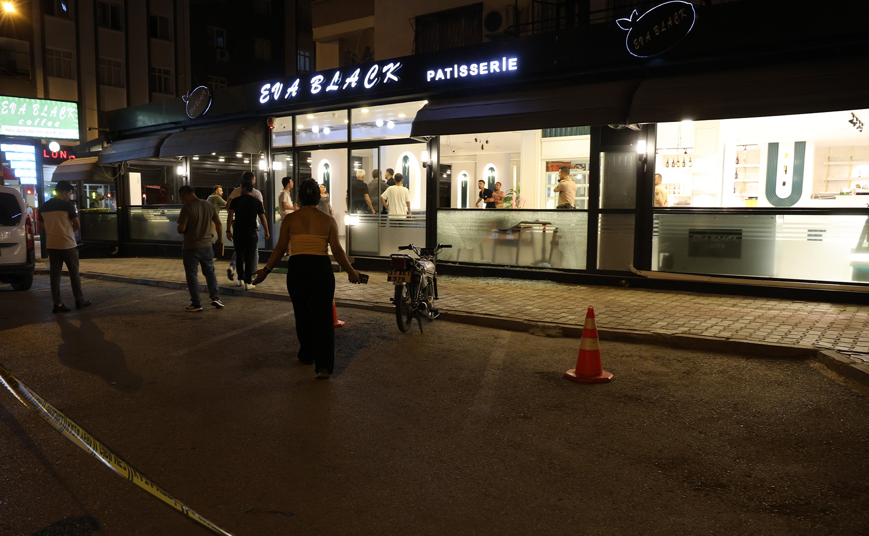 Kozandasuphelilerisyerinesaldirdi