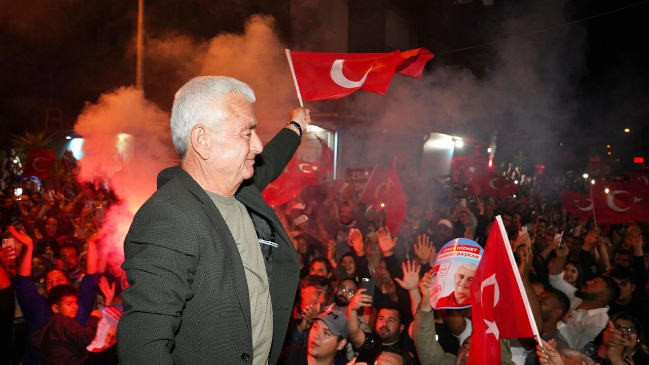 Mustafageyikcisiyasikariyeri