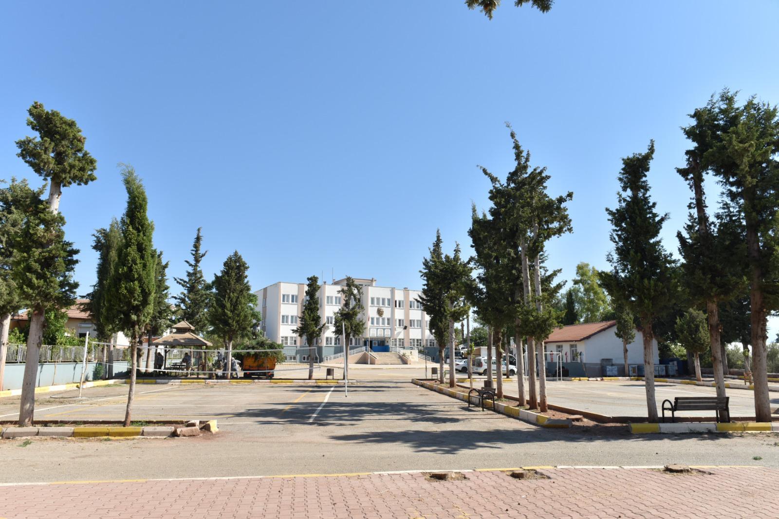 Okulbahceleriguzellesiyor