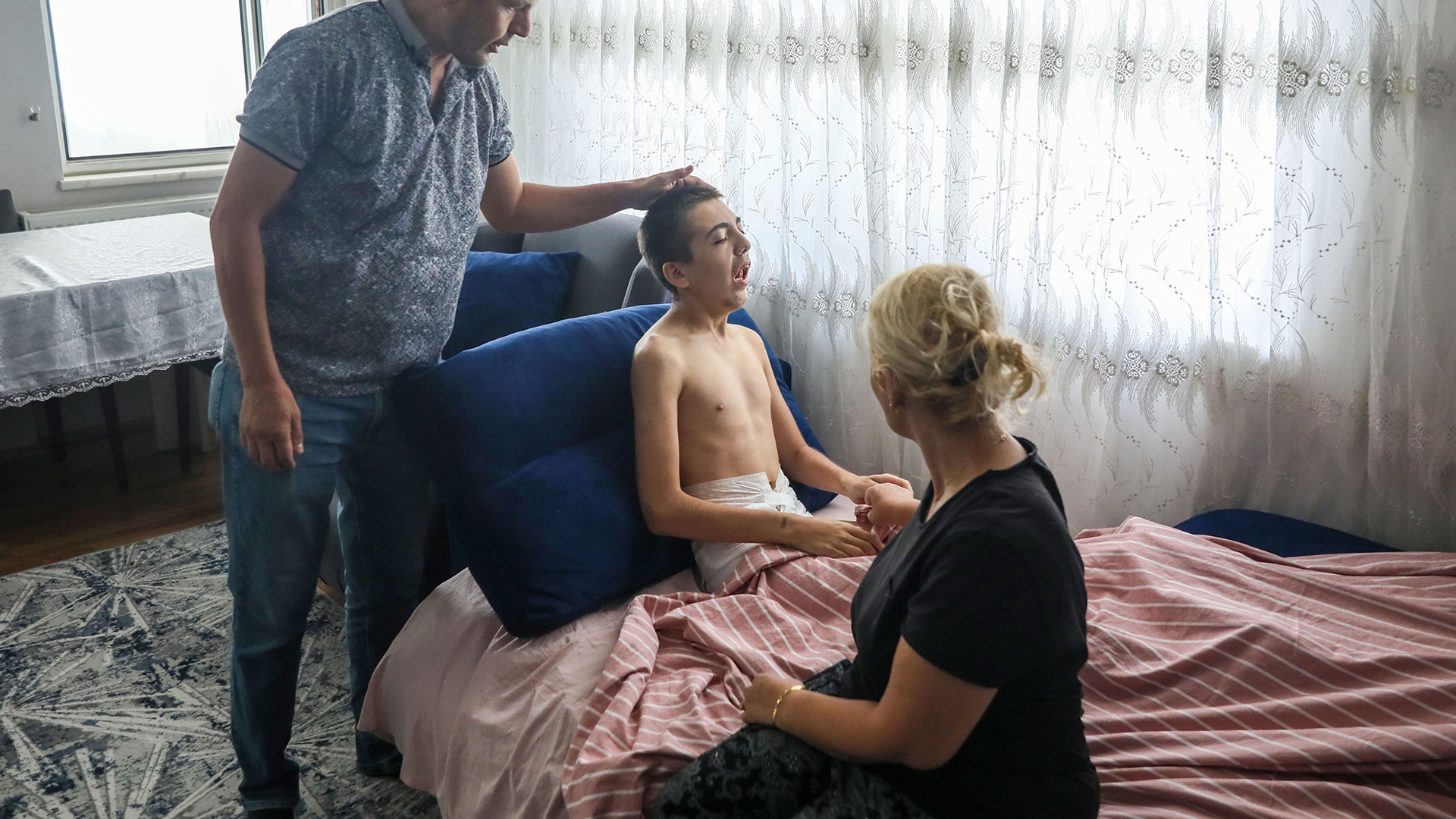 Ozelegitimmerkezindekaosailesikayetci