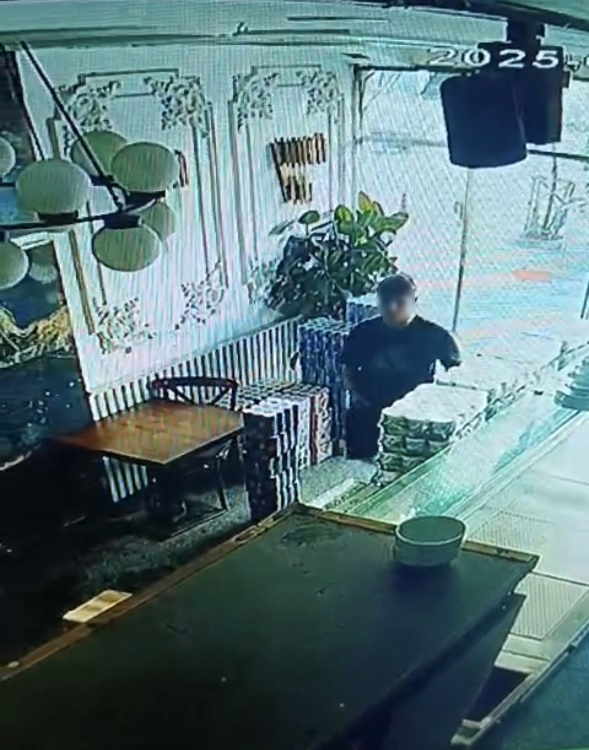 Restoranagirdicuzdancaldı