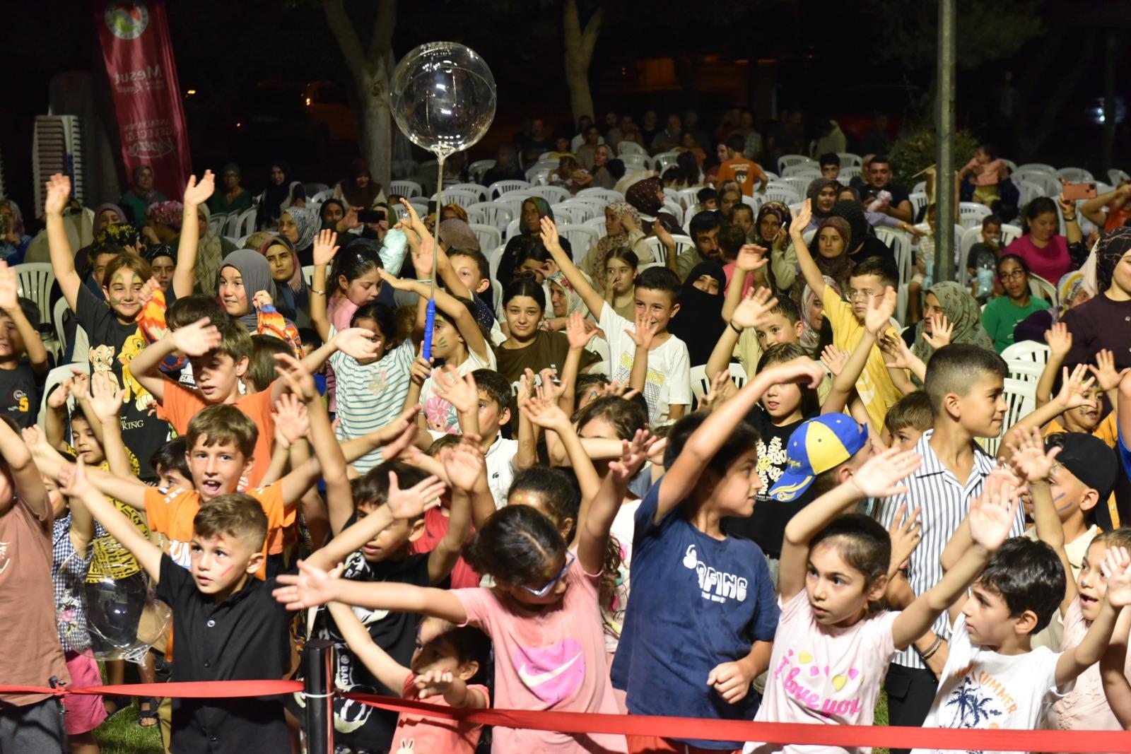 Sahnekeepezmahallemahallegeziyor