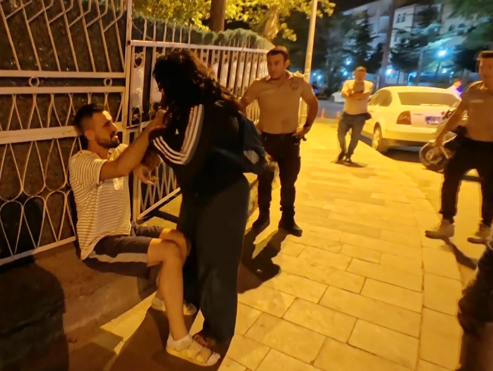 Sevgilisindenkacankadın