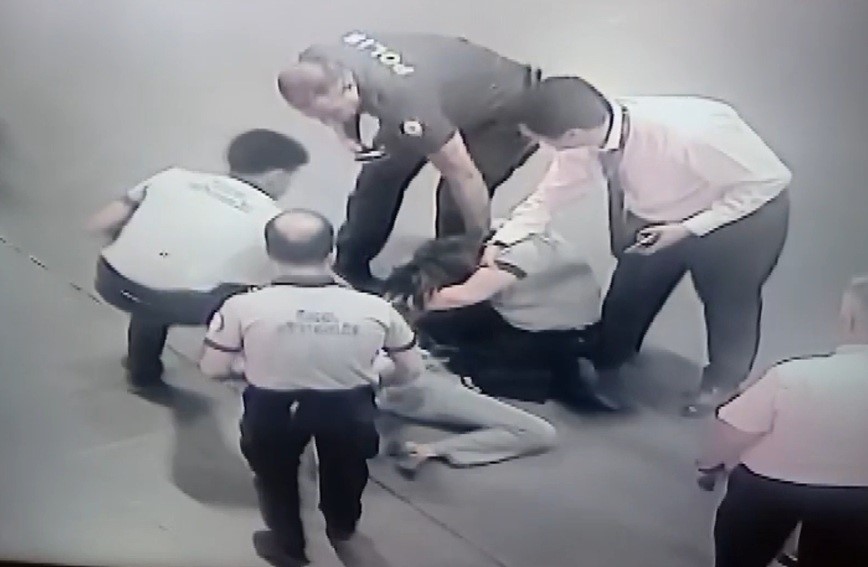 Terminaldevalizgerginligi