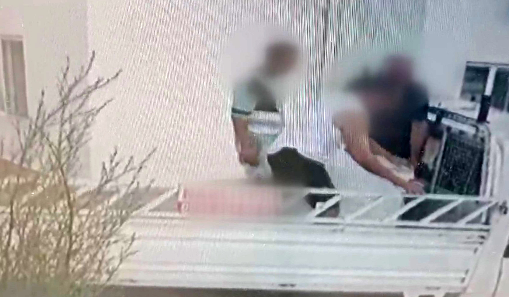 Uzaklastirmakararinihicesaydievibosaltti