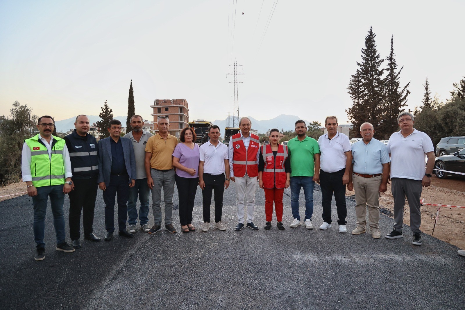 Vekilozdemirdenyerindedenetimasfaltdokuldu