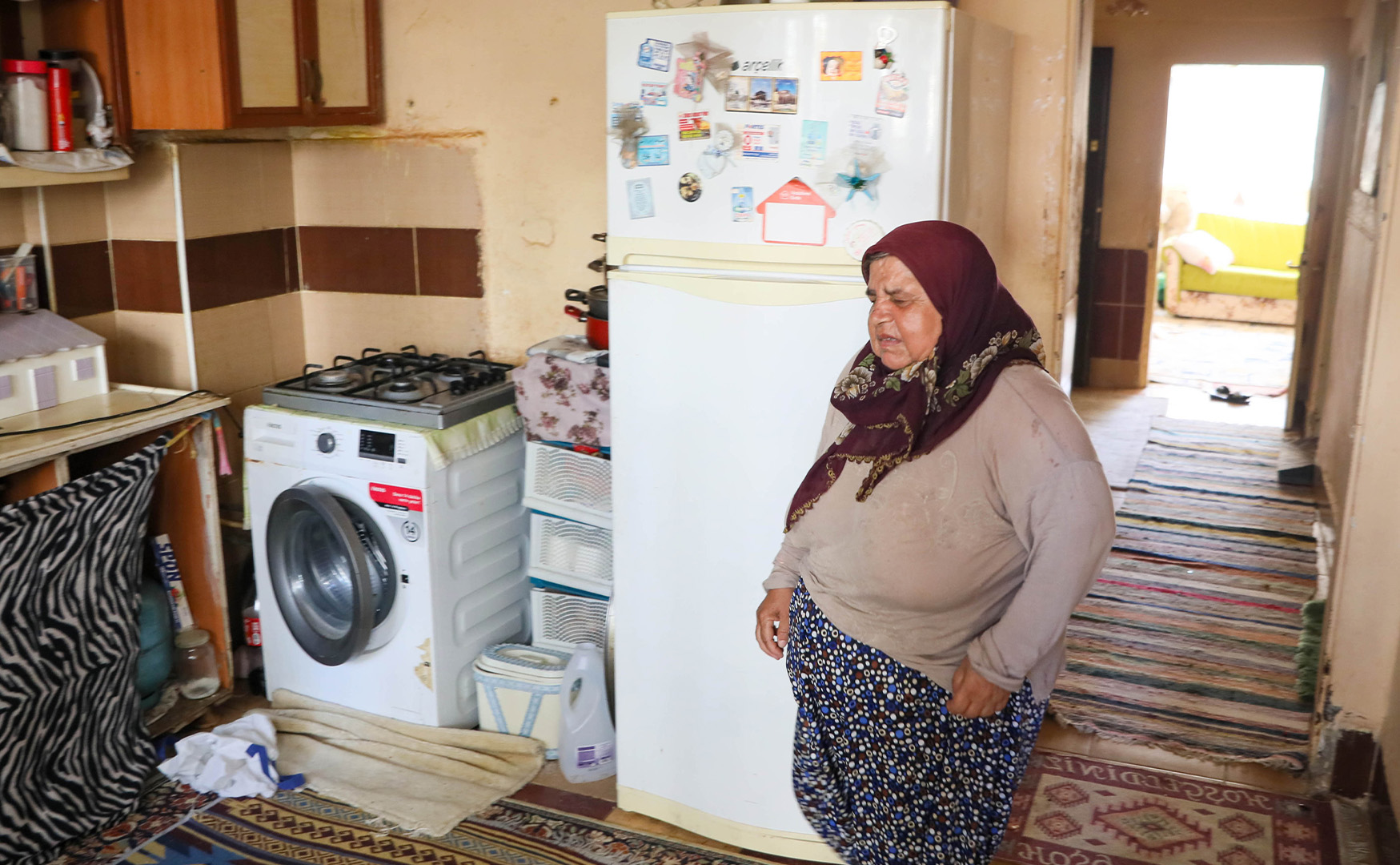 Yaslikadinhayirseverlerdendestekbekliyor