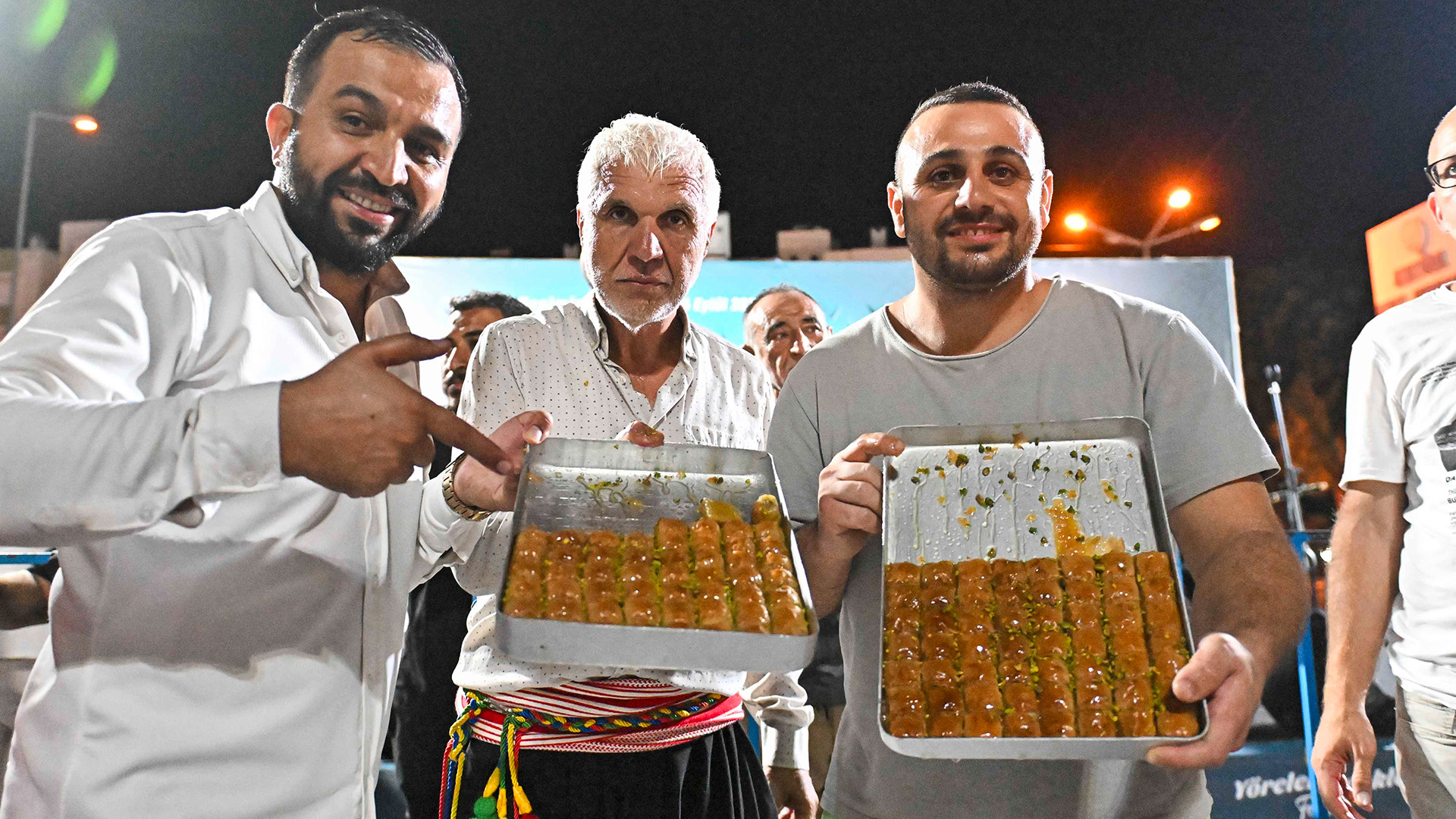 Antalyada9Gunsurenfestivalcoskuylabitti