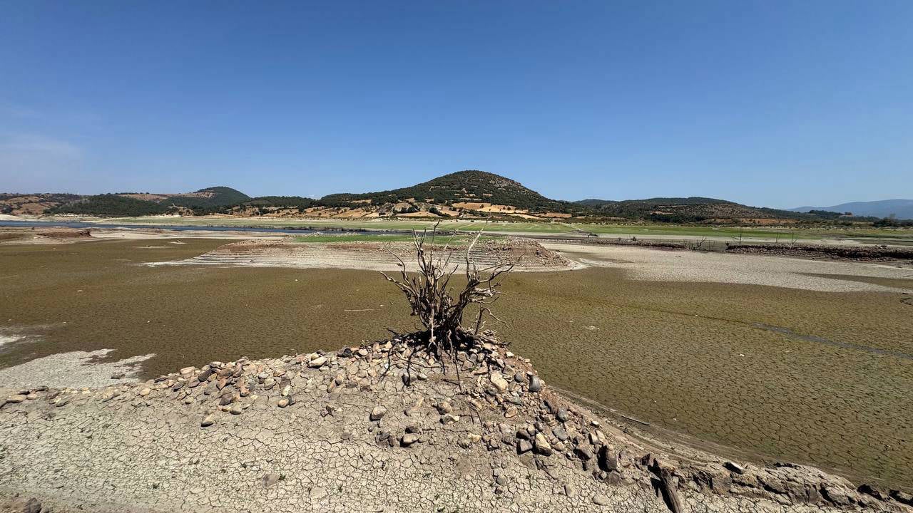 Antalyadasusuzlukalarmveriyor