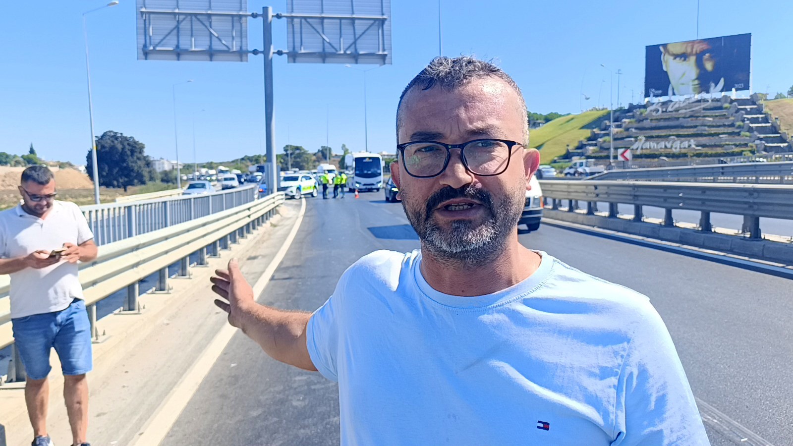 Antayadasuruucununyarisiddasitrafigiaksatti