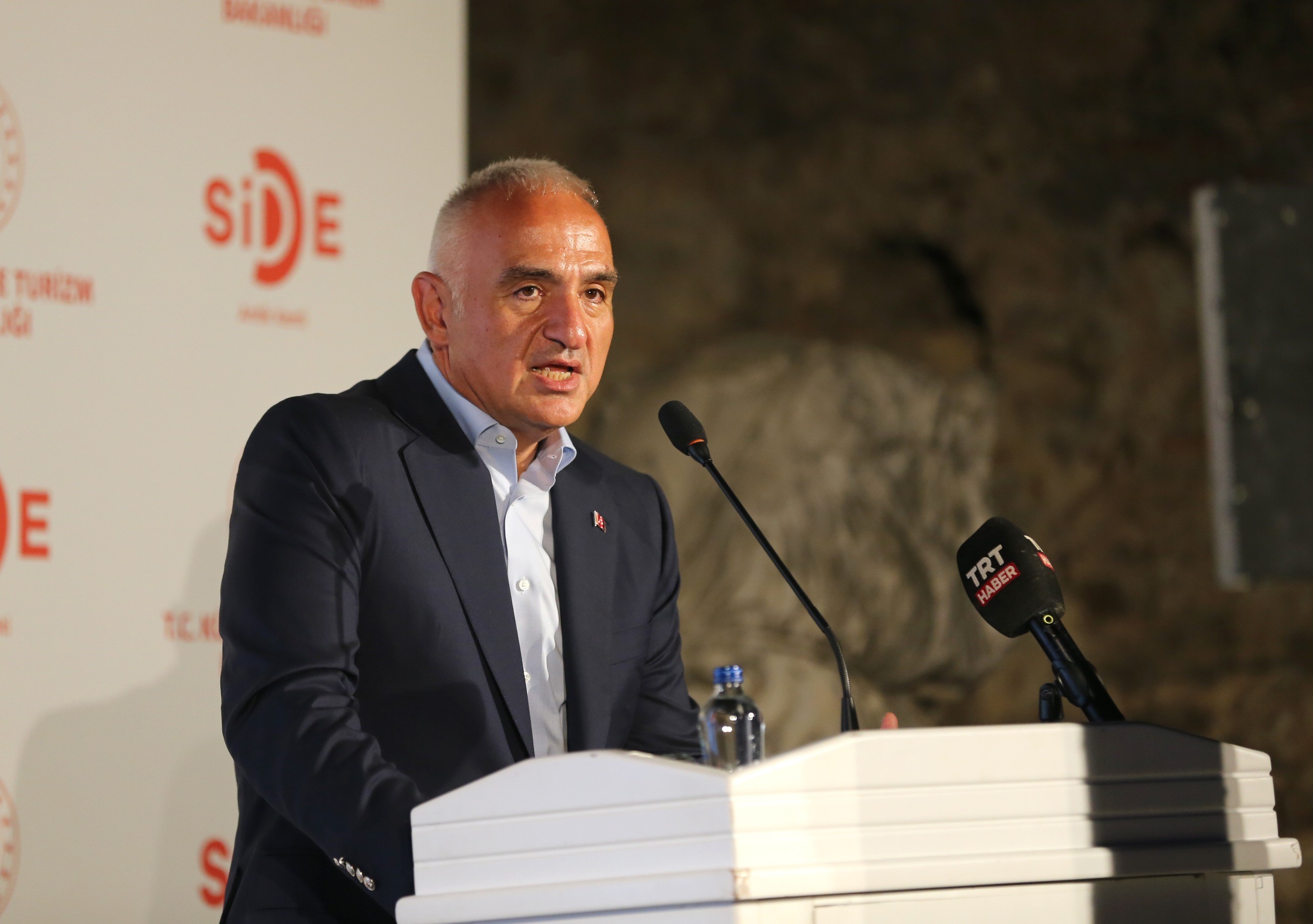 Bakanersoyacikladiantalyayanekadarziyaretcigeldi