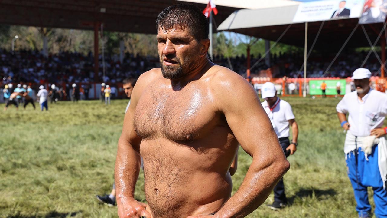 Baspehlivansabanyılmazkariyeri