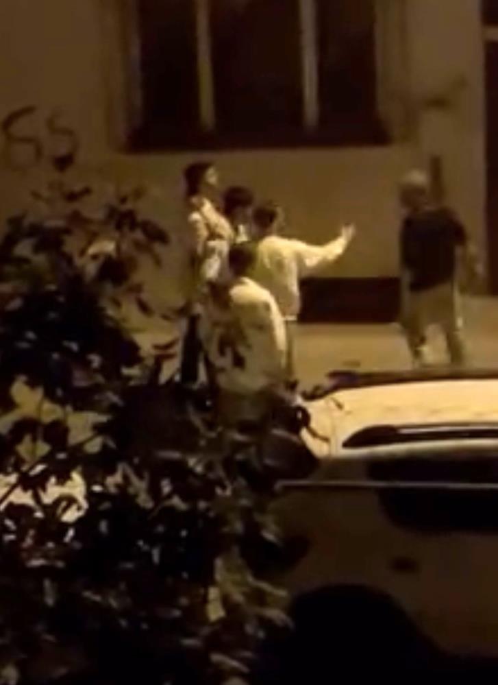 Bursadagenclerarasındakavga