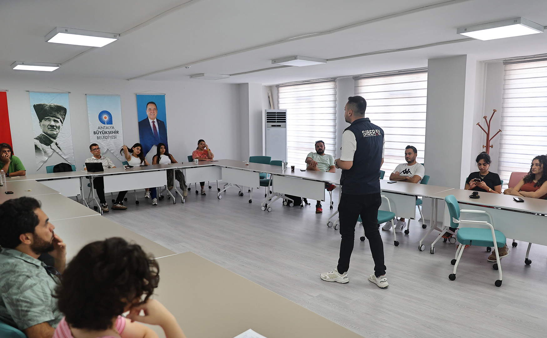 Buyuksehirdensiberdunyayahazirlik