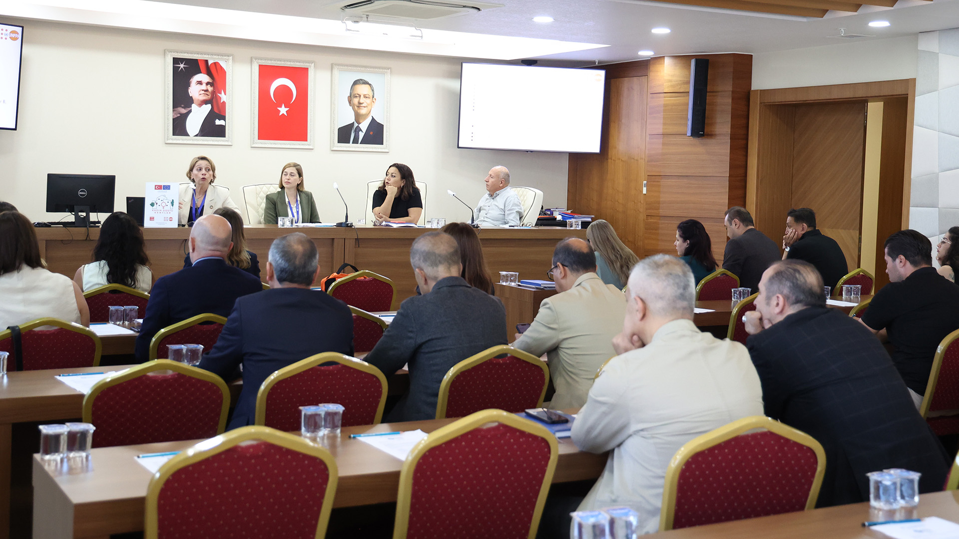 Buyuksehirherkeseesitdavraniyor