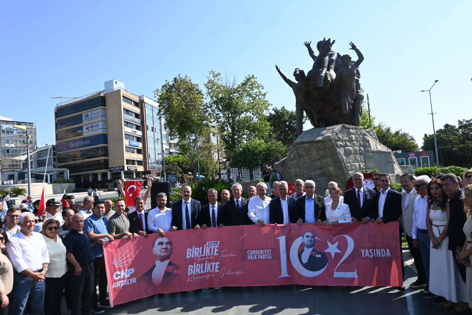 Chpantalyailbaskanıatılanadımlarsiyasibirdarbedir-1