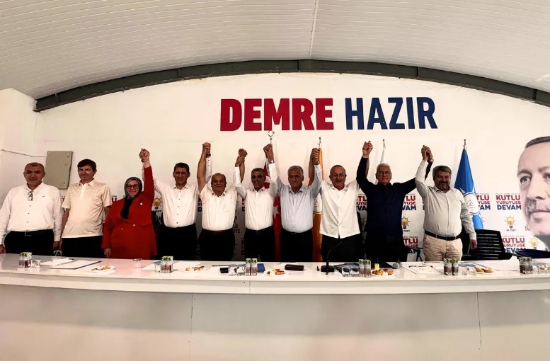 Demrebelediyesindekartlaryenidendagıtıldı