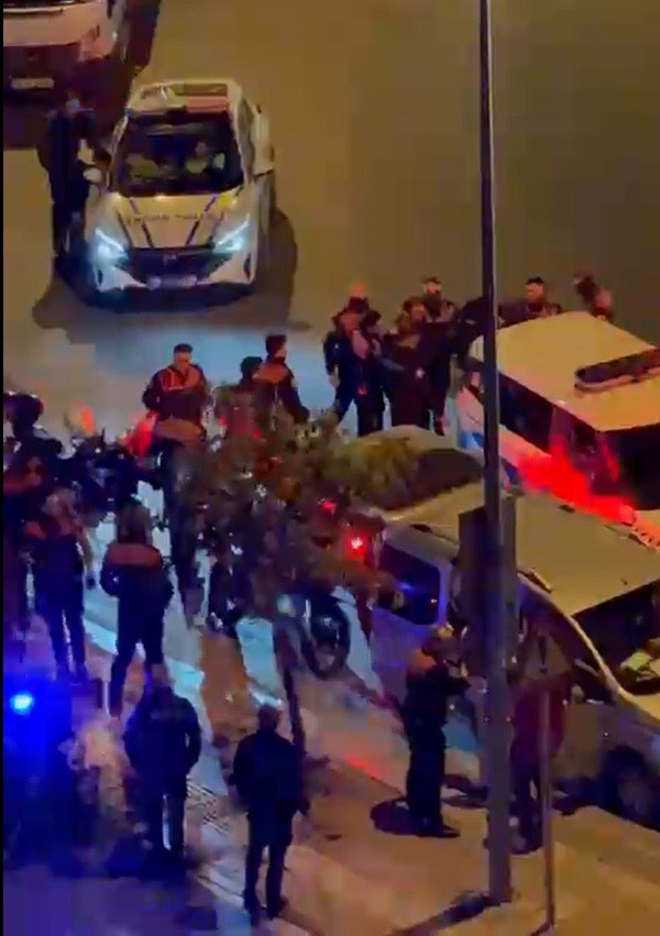 Denetimdepolisezorlukcıkardıgozaltınaalındı