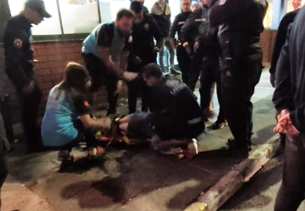 Genclerbasinasaldirdi