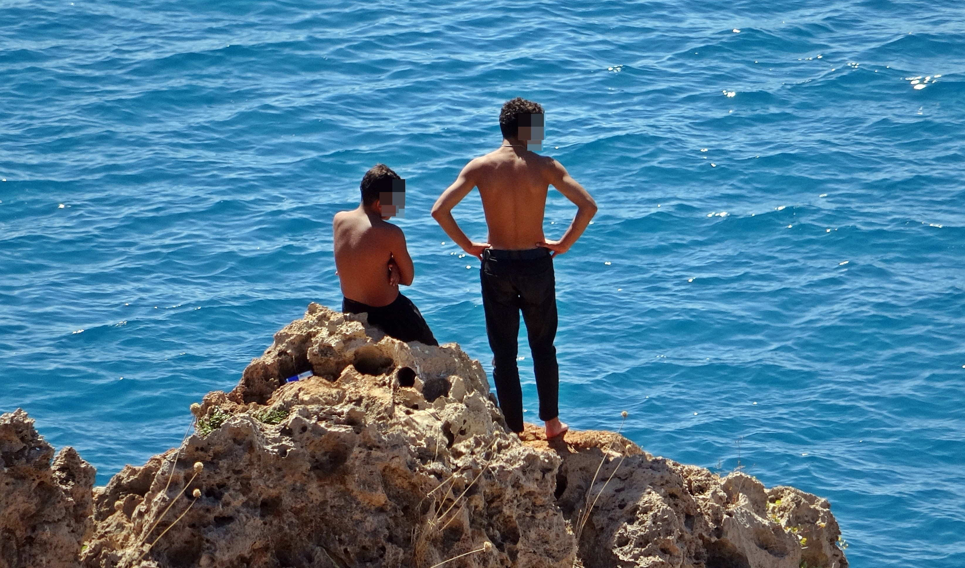 Genclerintehlikelimacerasipolisuyarisiylasonbuldu