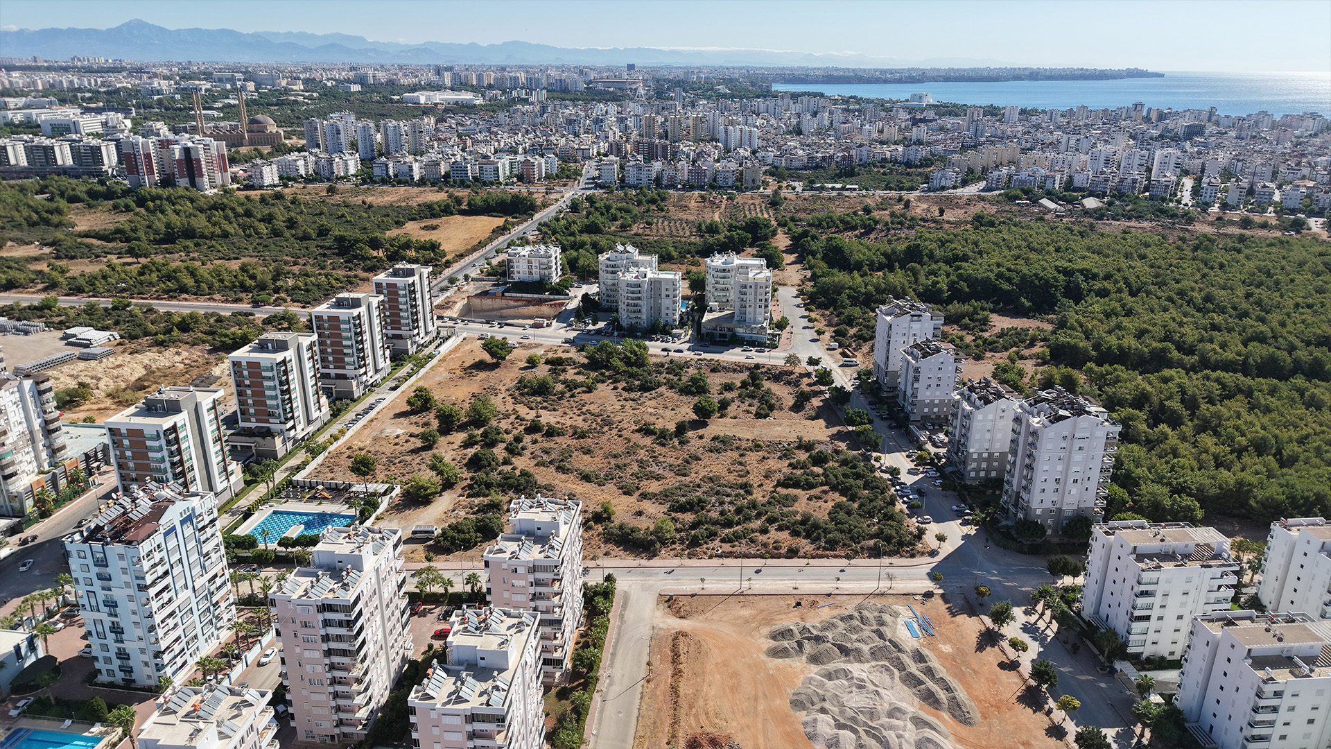 Konyaaltindaakilalmazmirasolayi-1