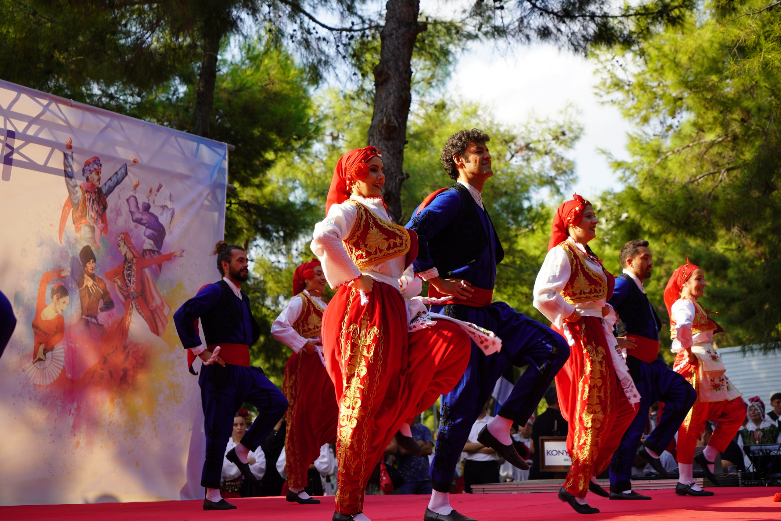 Konyaaltindanyoreselsovkeyiflianlaryasandi