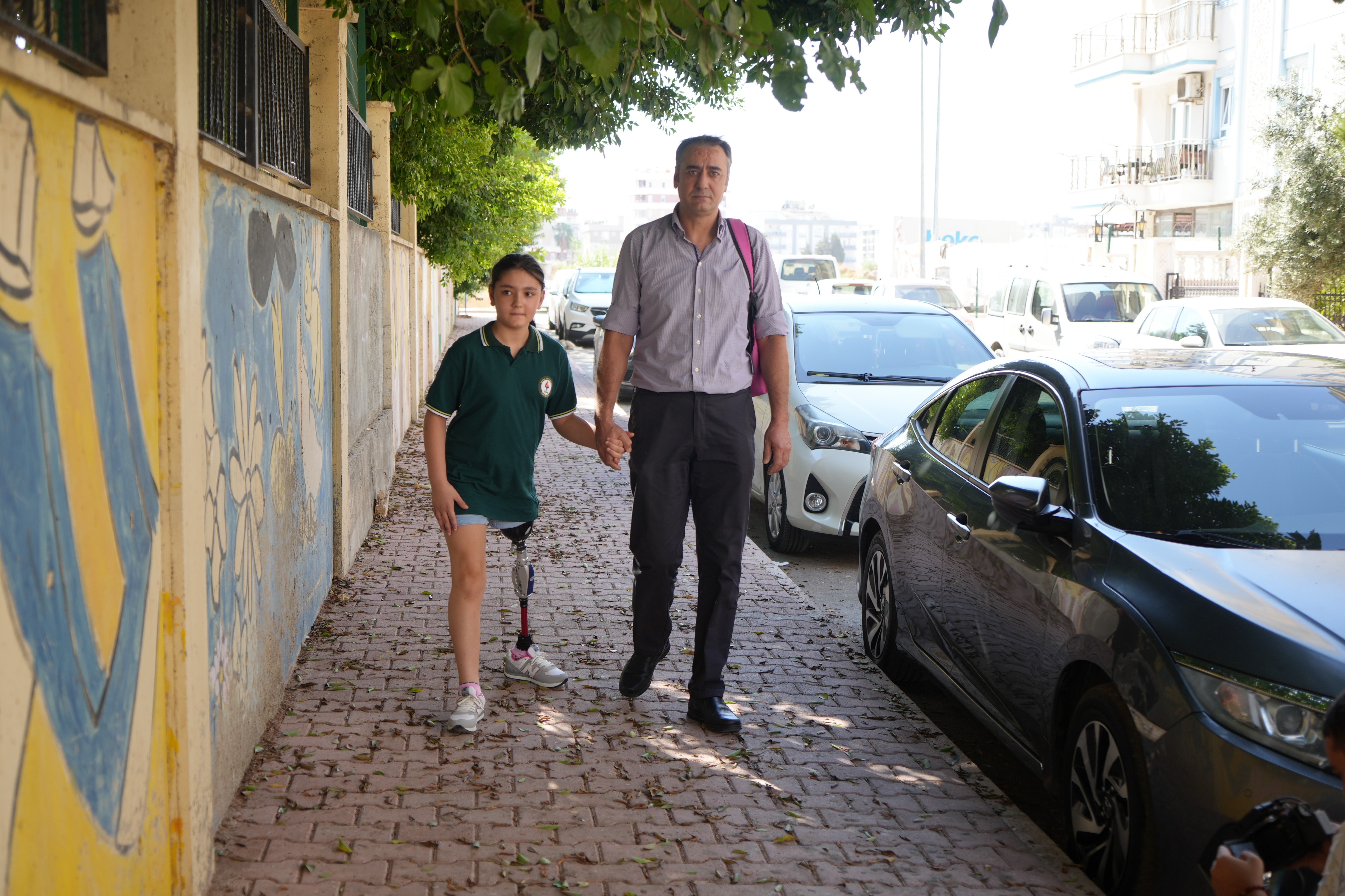 Kucukozgeninprotezhayaligercekoldu