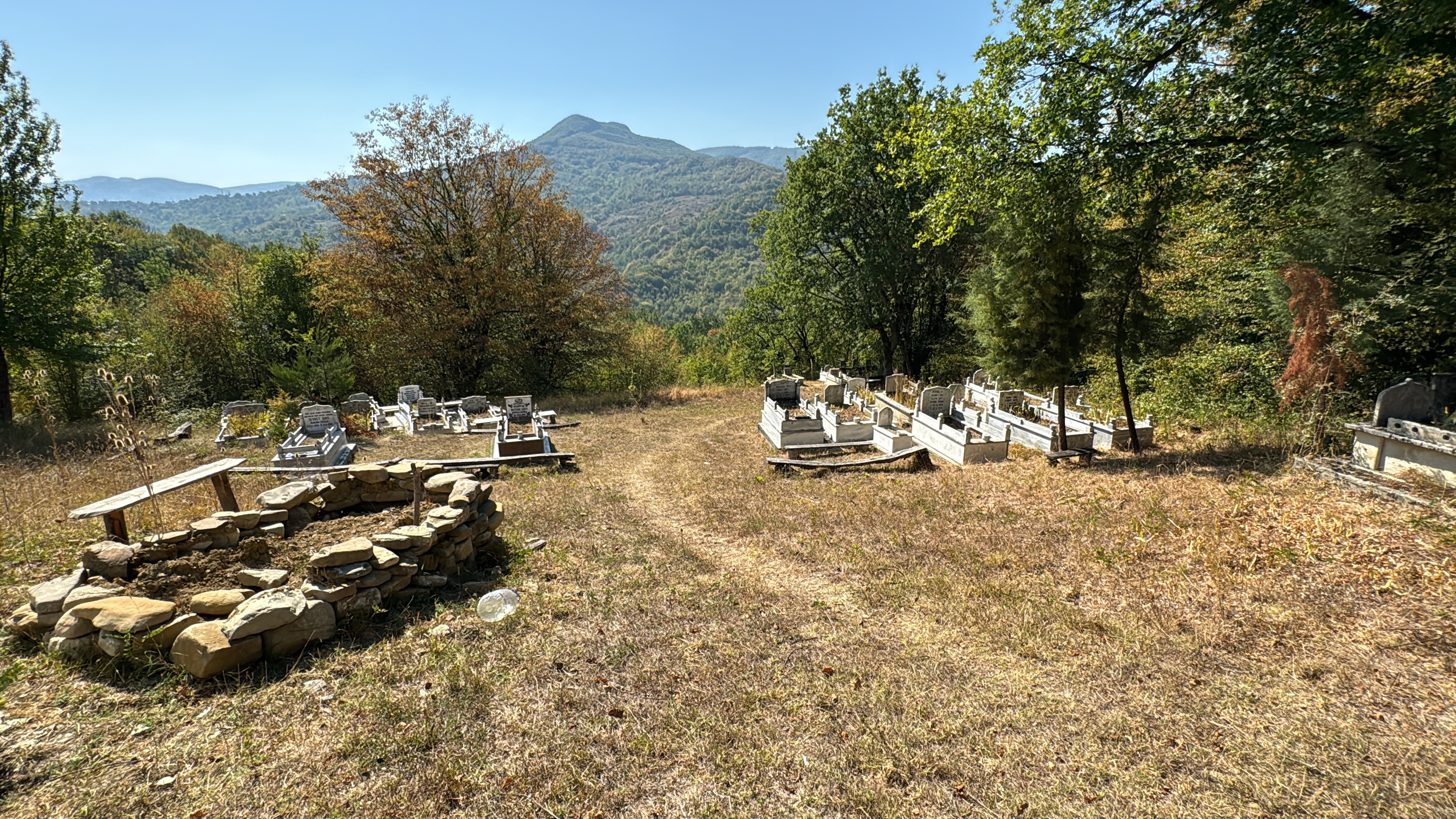 Mezarlıktaayıkrizi