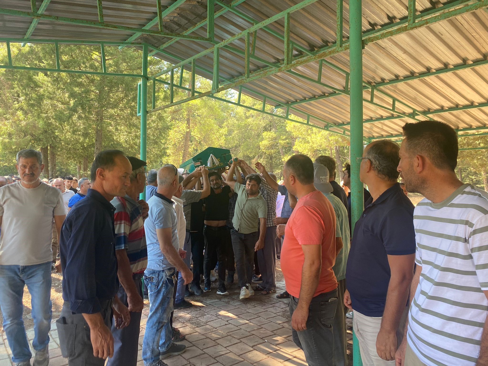 Oglununtabutunubirakmadi