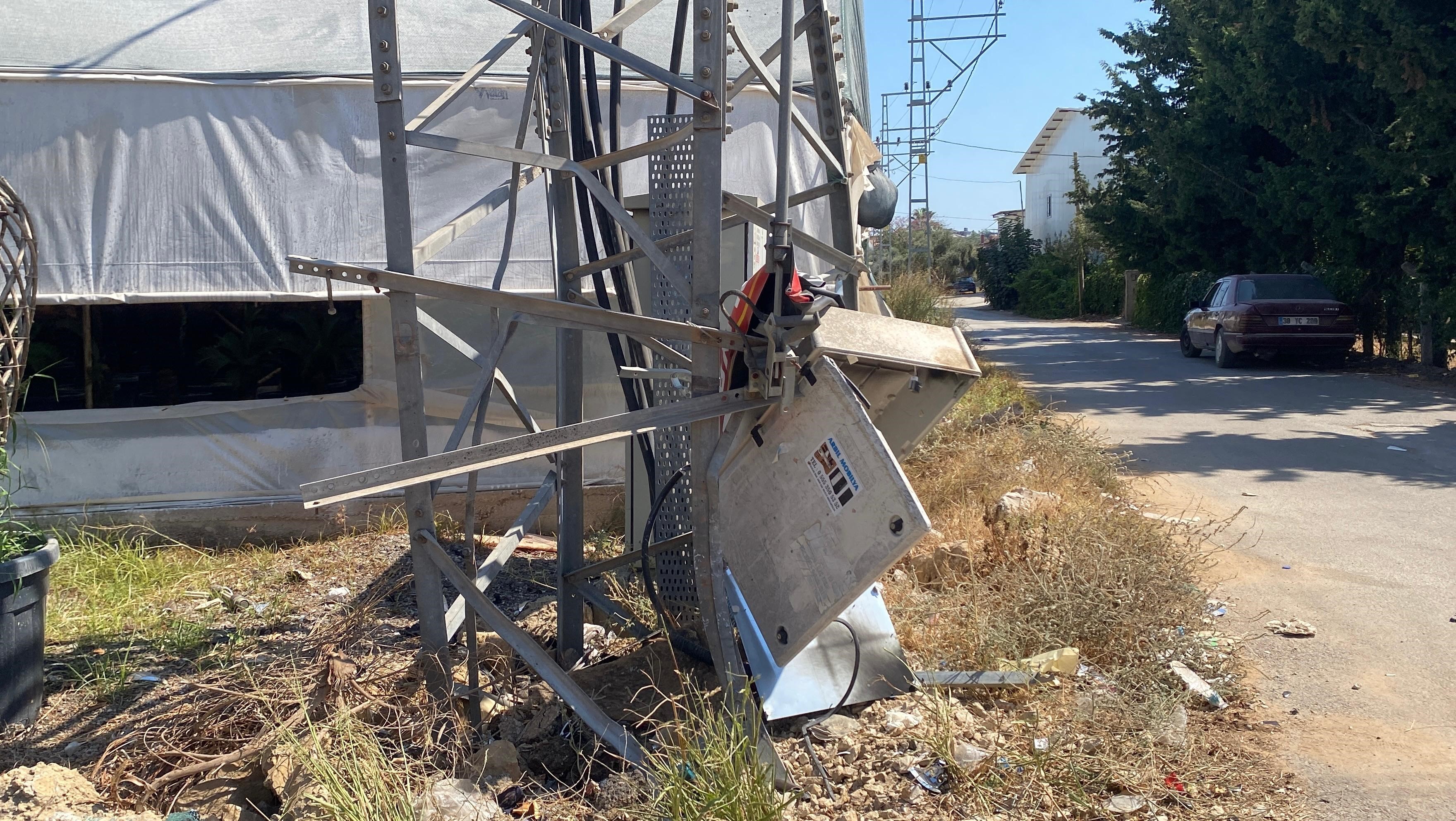 Trafoyacarptimahalleninsartelleriniattirdi