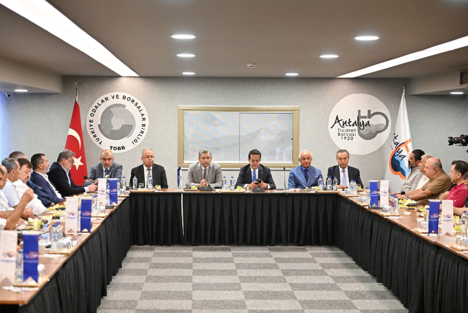 Valisahindentarimhakkindaaciklamageldi