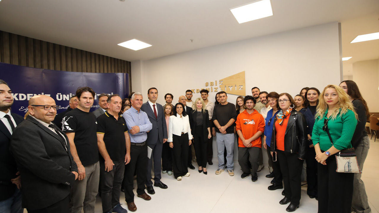 Akdenizuniversitesikutuphanesikapasitesigeniletildi