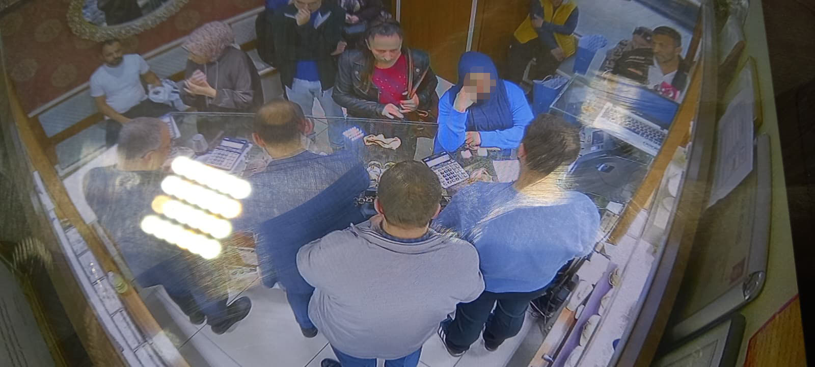 Aksaraydafilmgibiolayaltinlarisahteleriyledegistirdi