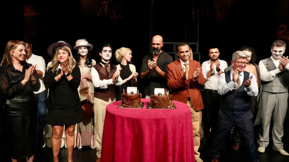 Alanyabelediyesindetiyatroshowu