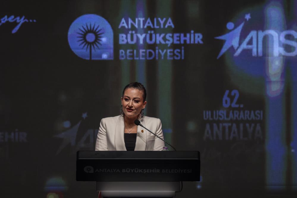 Antalyaaltınportaklfilmfestivalindeodulheyecanı