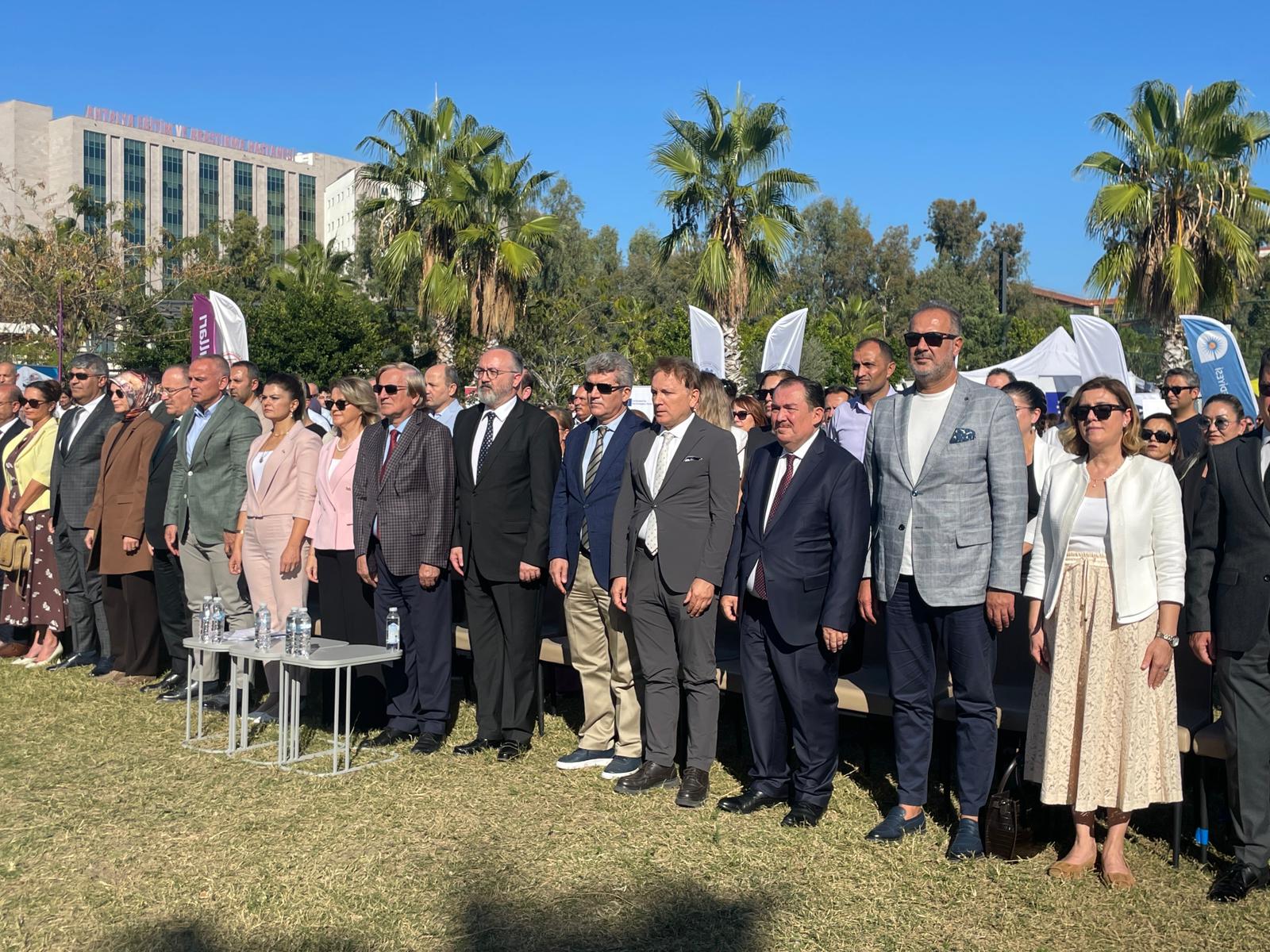 Antalyadaerasmusruzgarifestivalcoskuylabasladi