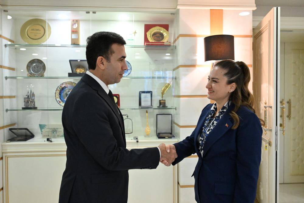 Antalyadamuhtarlardanbaskanvekiliozdemireziyaret