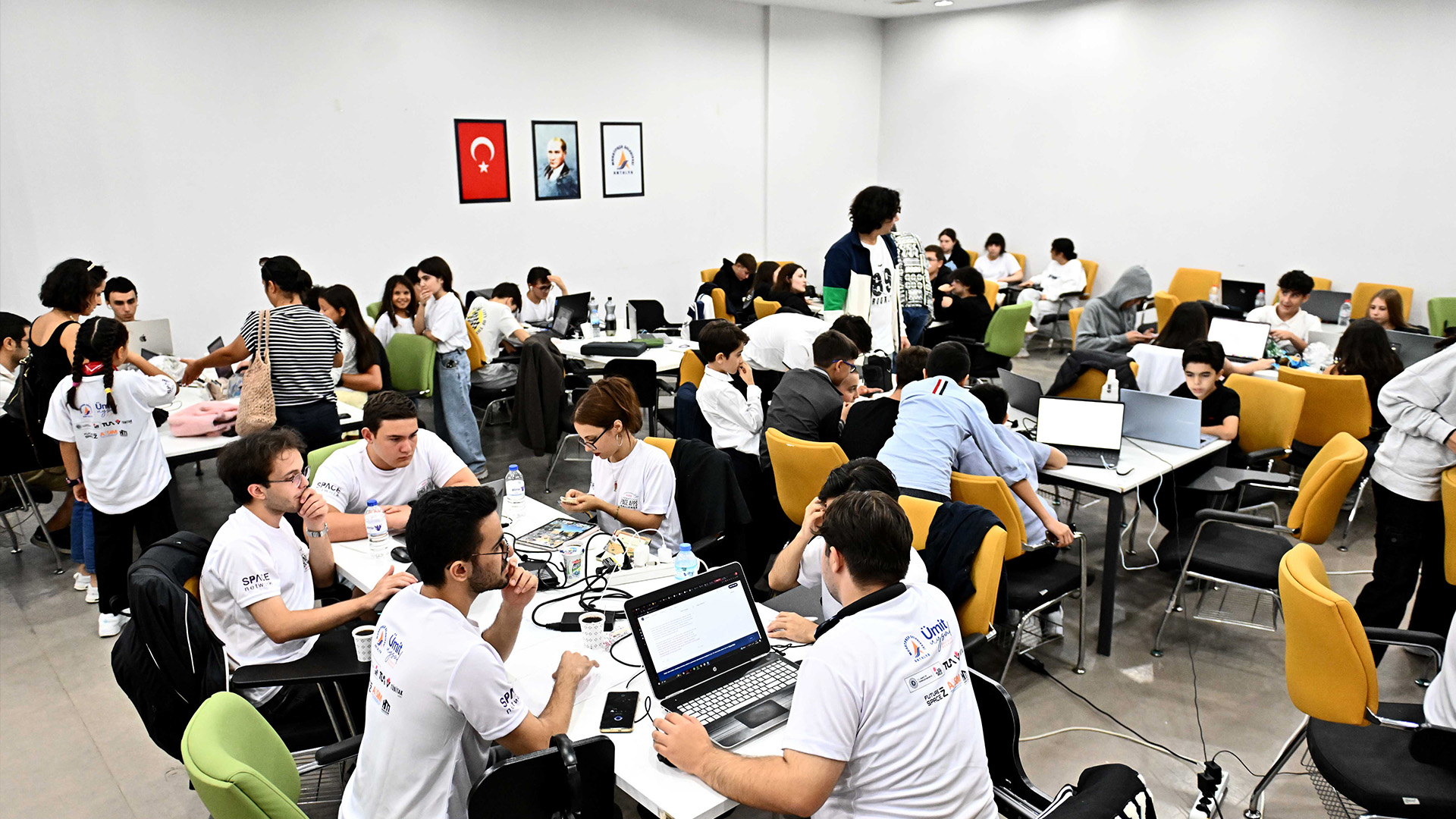 Antalyahaskathonugenczihinleribirarayagetirdi