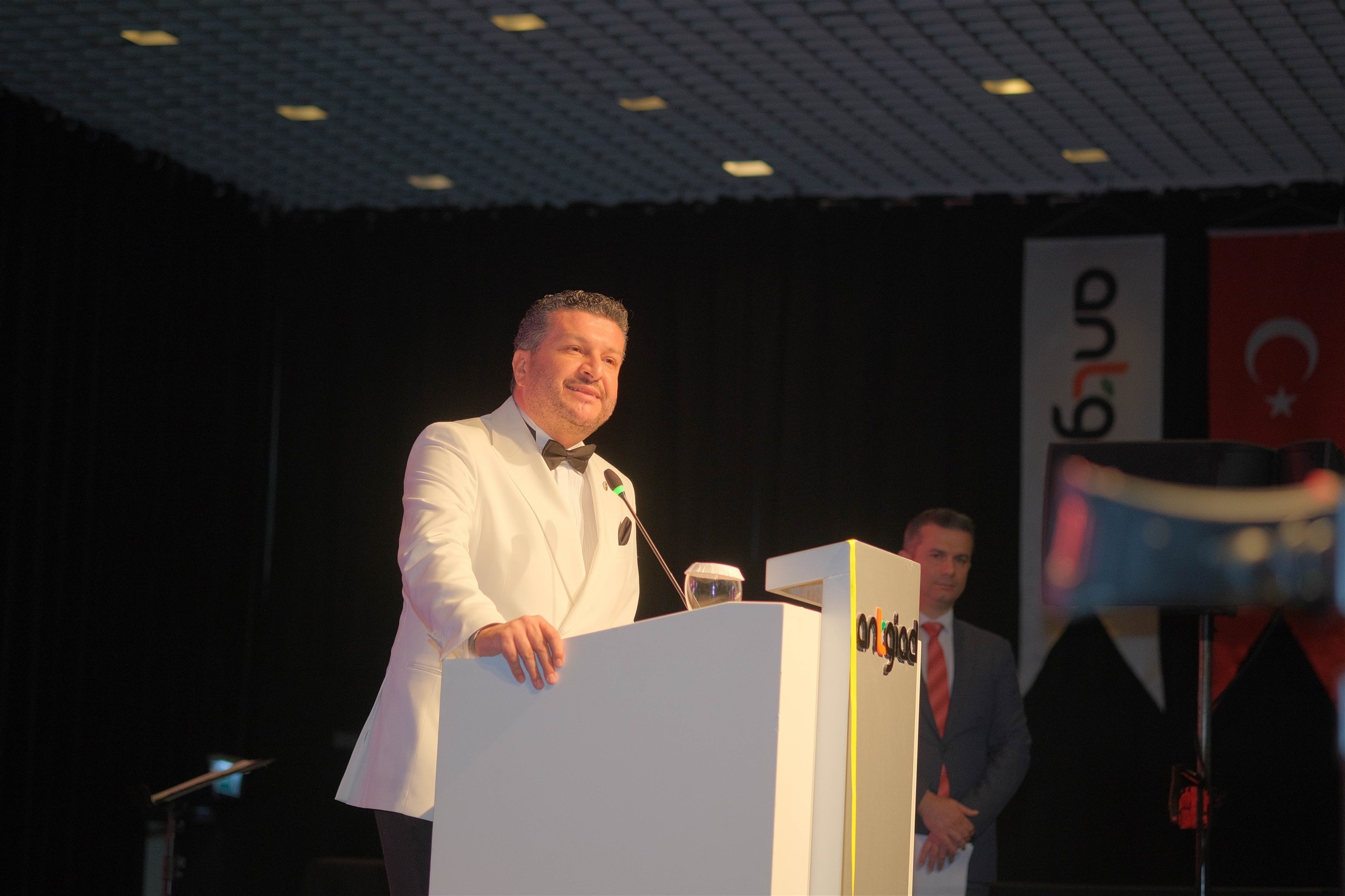 Antigiadbalosunabircokkisikatildi